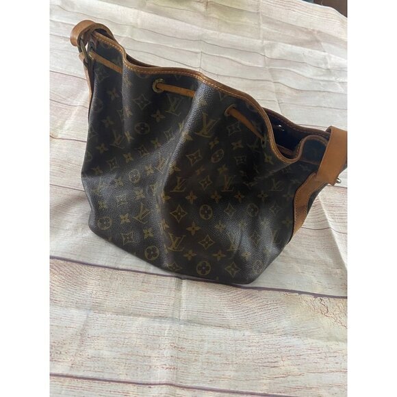 Authentic Vintage Louis Vuitton Women's Monogram Petite Noe - OS - Picture 3 of 13